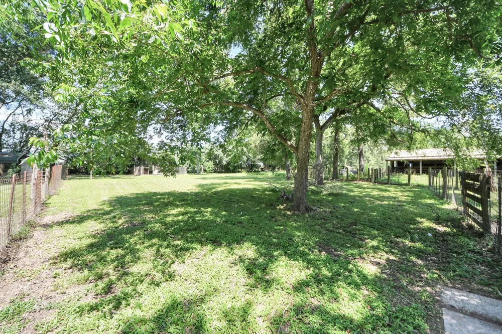 28222 Margerstadt Road Hockley, TX 77447