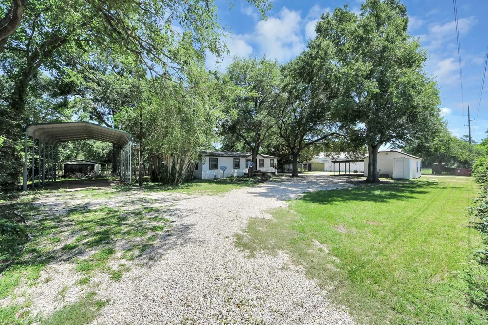 28222 Margerstadt Road Hockley, TX 77447
