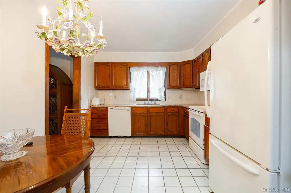 4 Kilmer Road Hyde Park, NY 12538