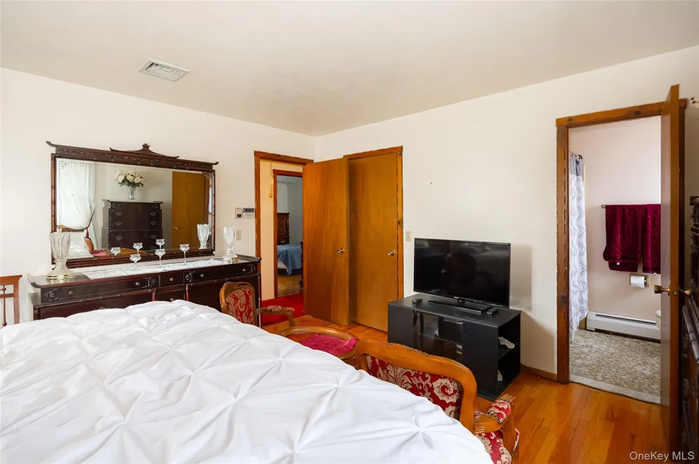 4 Kilmer Road Hyde Park, NY 12538