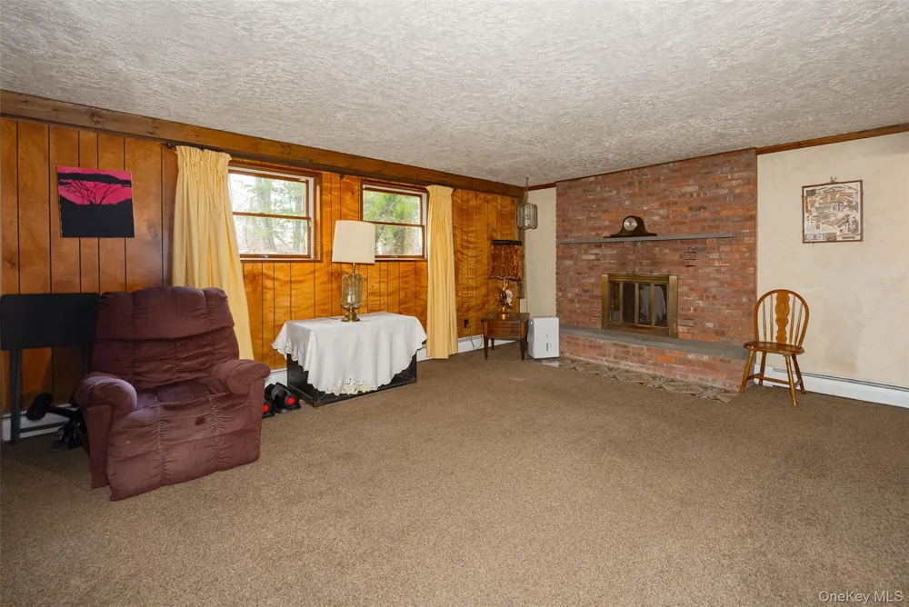 4 Kilmer Road Hyde Park, NY 12538