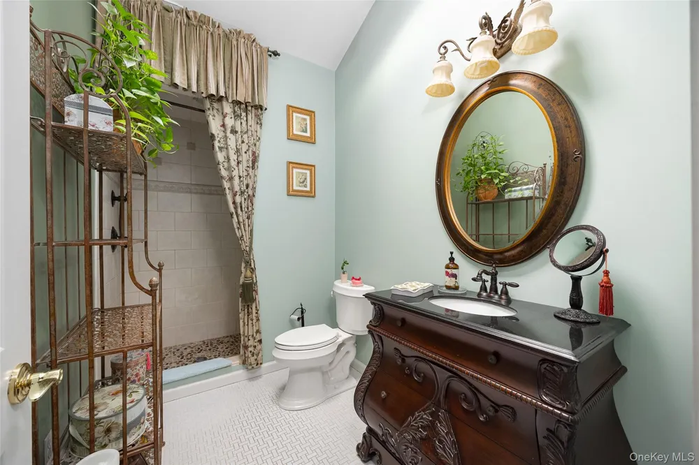 4 Kilmer Road Hyde Park, NY 12538