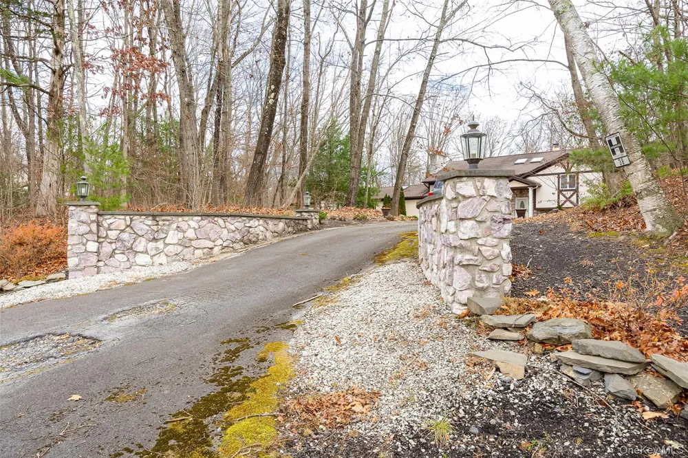 4 Kilmer Road Hyde Park, NY 12538