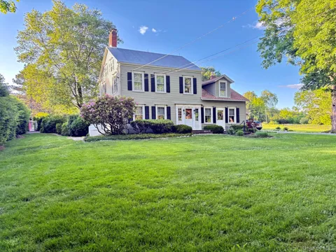 2303 Salt Point Turnpike