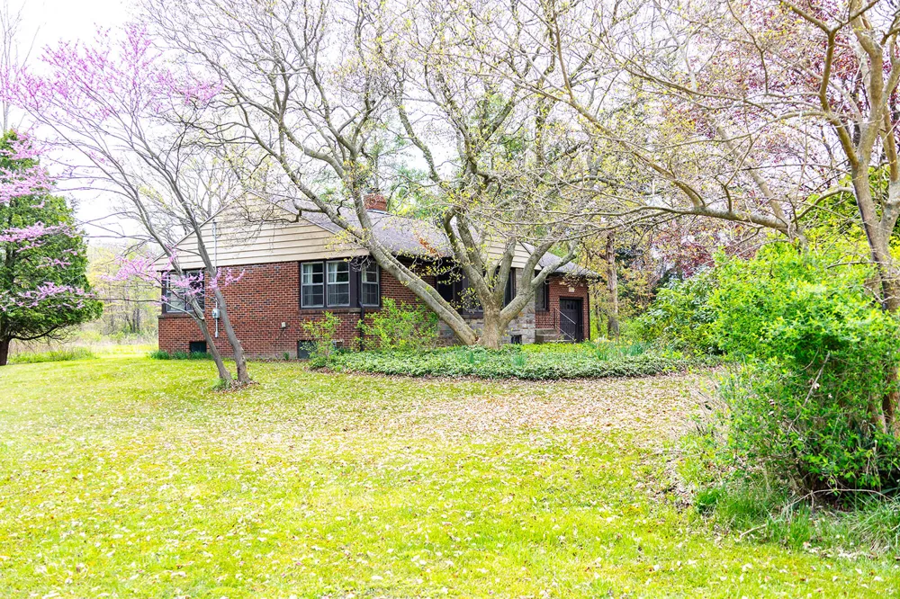 1359 Bell Avenue New Buffalo, MI 49117