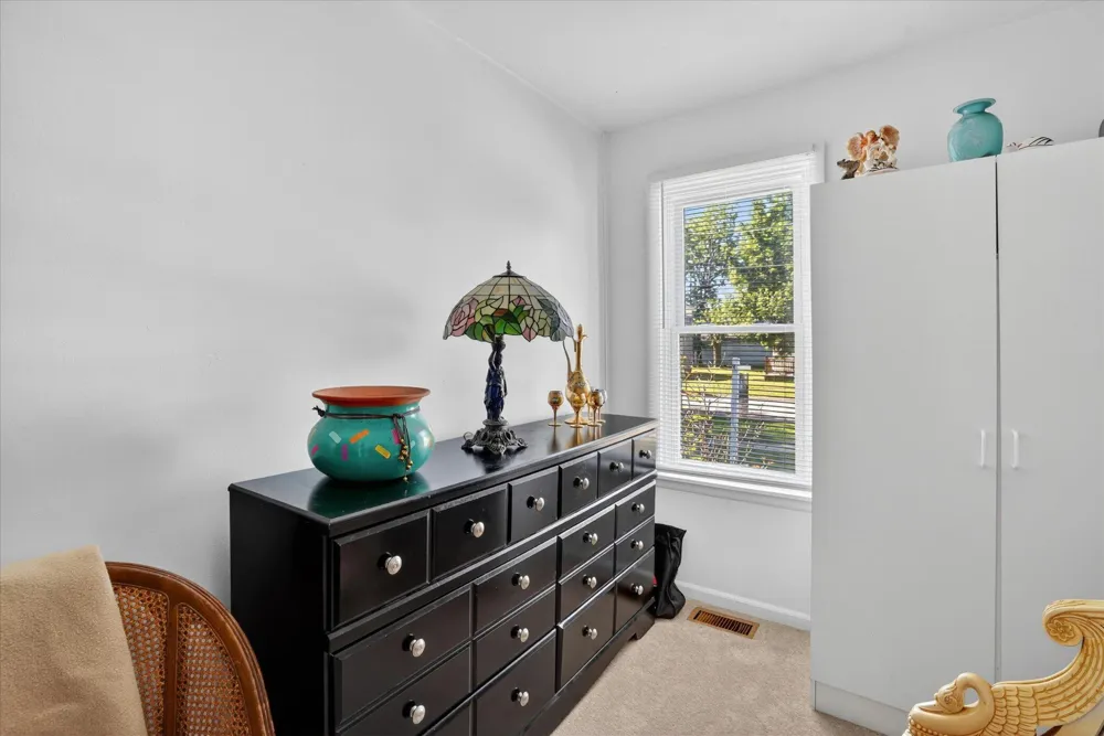 728 W Hanover Street Marshall City, MI 49068