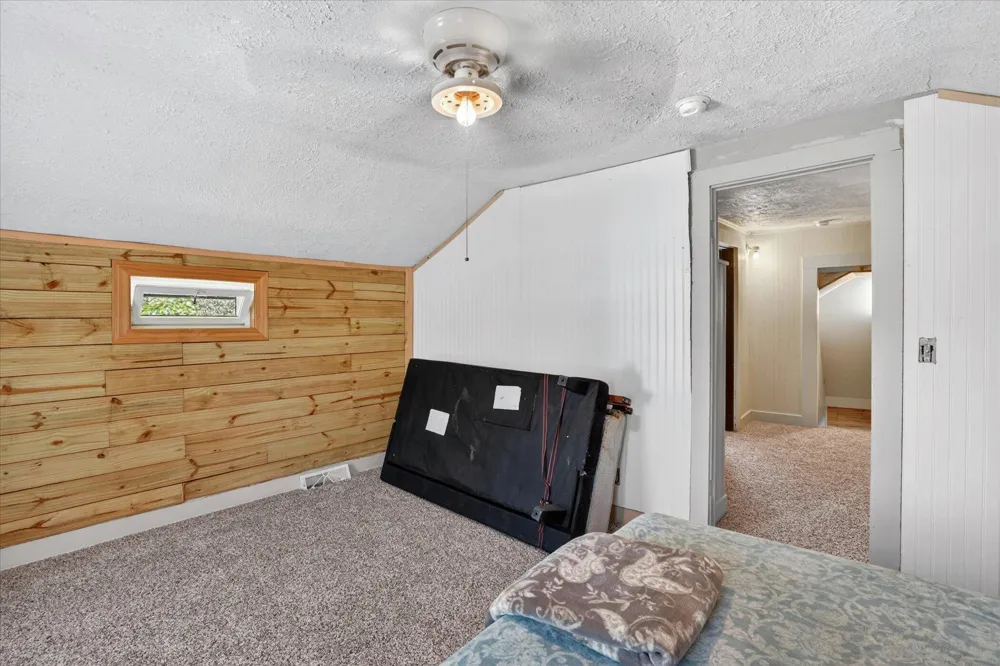 728 W Hanover Street Marshall City, MI 49068