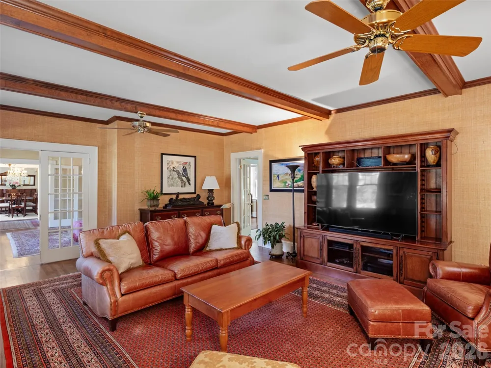 19 Blackwood Road Asheville, NC 28804