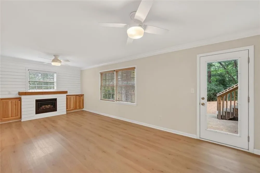 2037 Longview Way Chamblee, GA 30341
