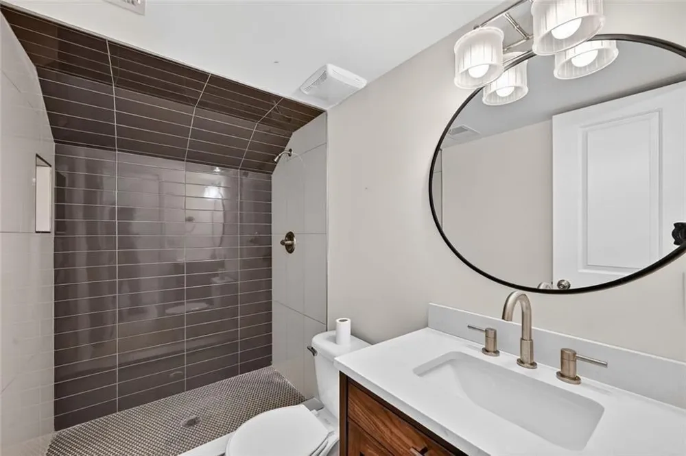 2037 Longview Way Chamblee, GA 30341