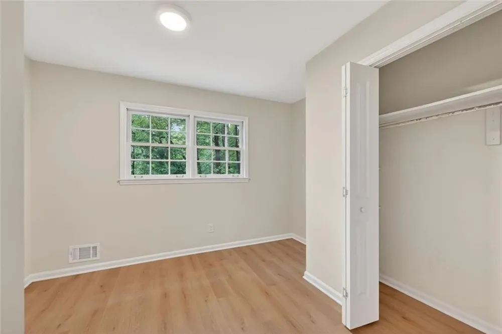 2037 Longview Way Chamblee, GA 30341