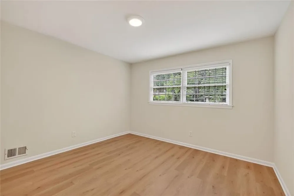 2037 Longview Way Chamblee, GA 30341