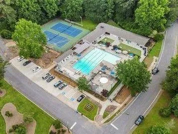 2037 Longview Way Chamblee, GA 30341