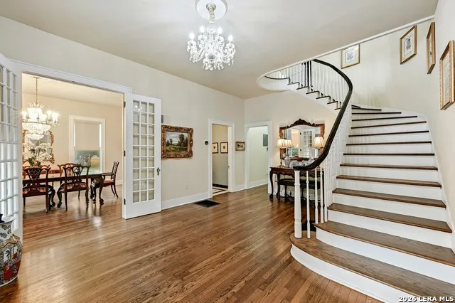 403 E BOWIE Luling, TX 78648