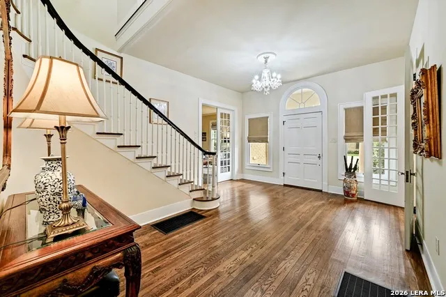 403 E BOWIE Luling, TX 78648