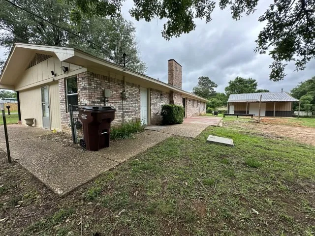 300 Pine Street Ore City, TX 75683