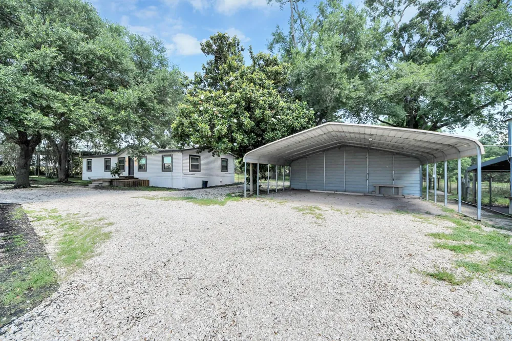 28222 Margerstadt Road Waller, TX 77484