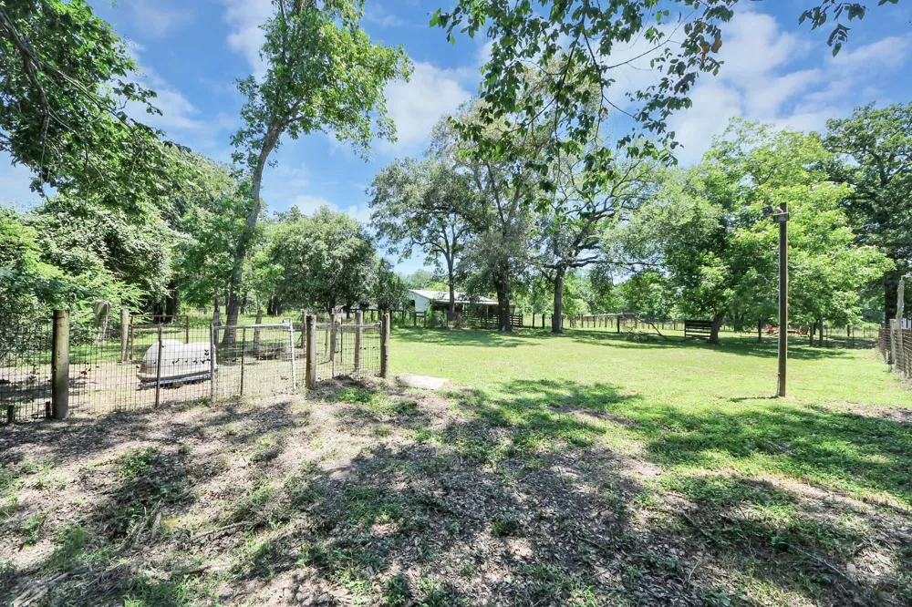 28222 Margerstadt Road Waller, TX 77484