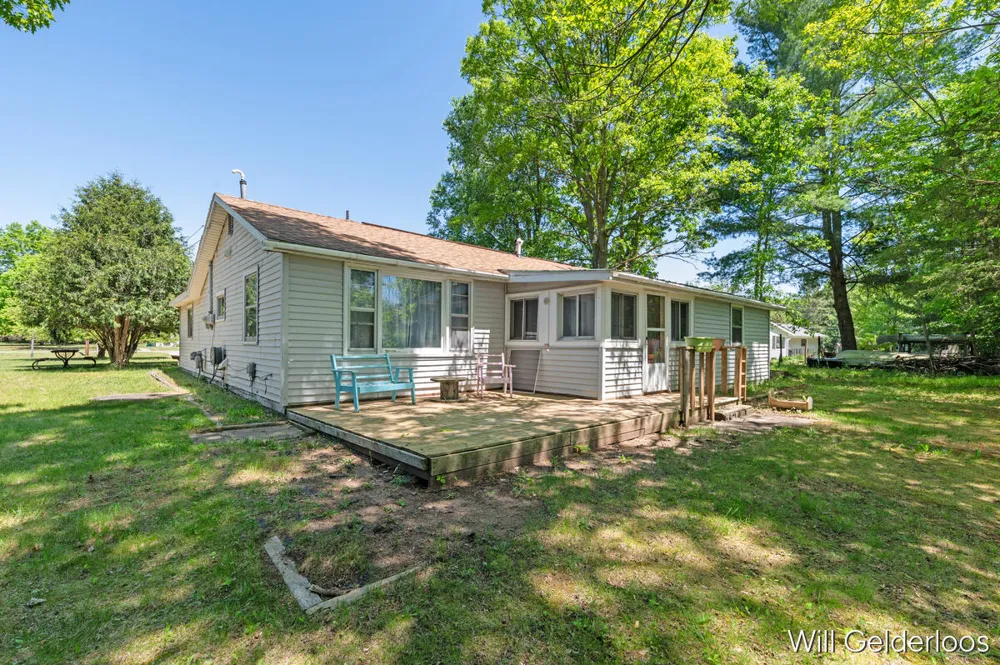 18519 Arthur Road Big Rapids, MI 49307
