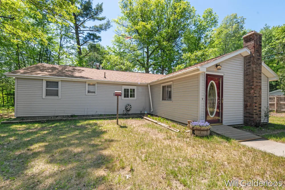 18519 Arthur Road Big Rapids, MI 49307