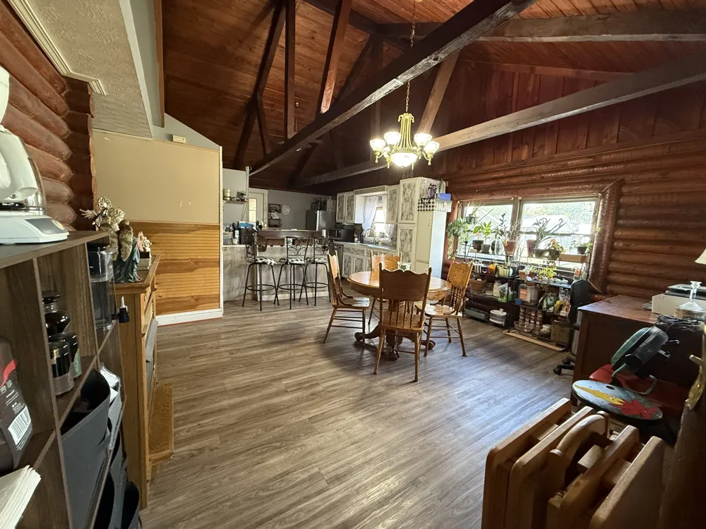 1408 Sue Ann Ln Lafayette, TN 37083