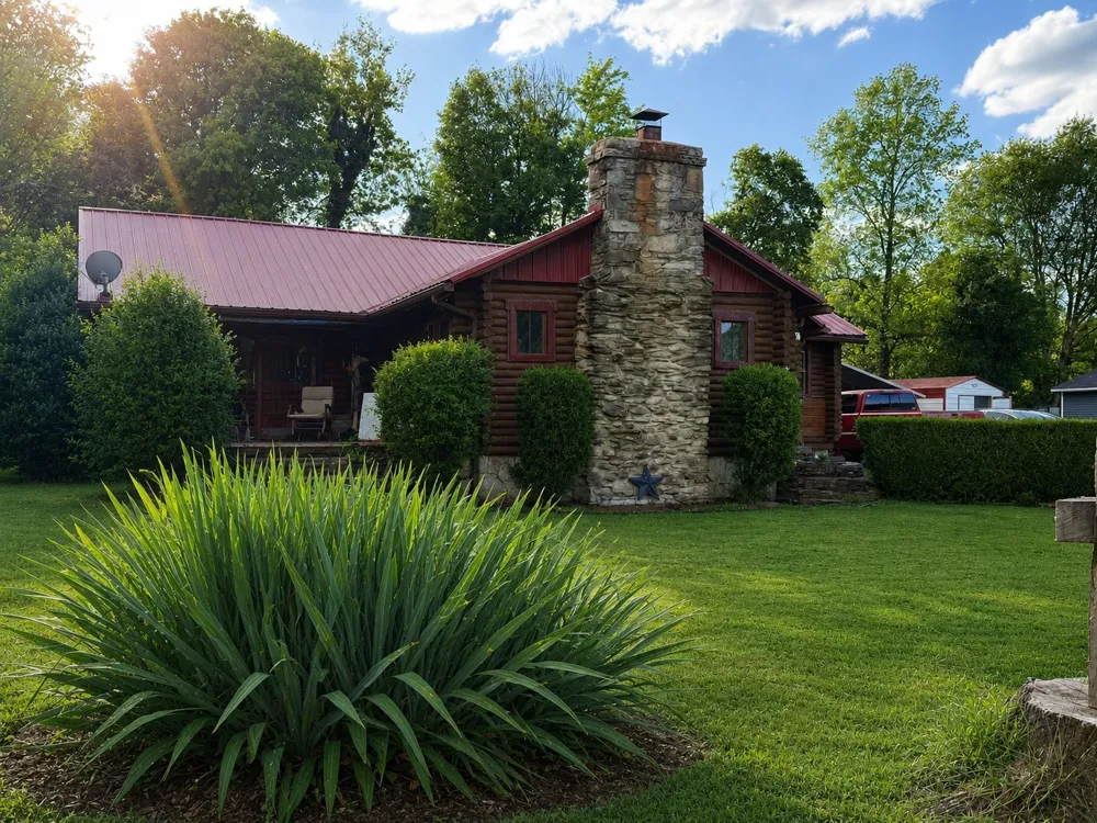 1408 Sue Ann Ln Lafayette, TN 37083