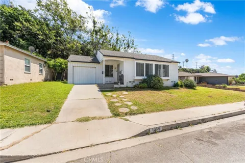 1034 Loma Verde