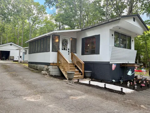 85 Delaware Trail