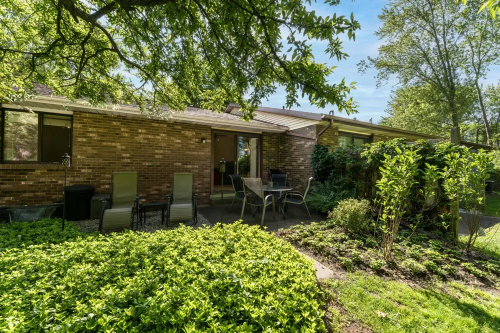 494 Amity Street Douglas, MI 49406