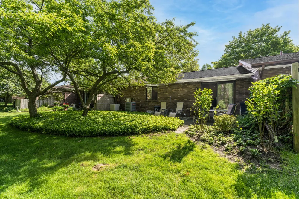 494 Amity Street Douglas, MI 49406