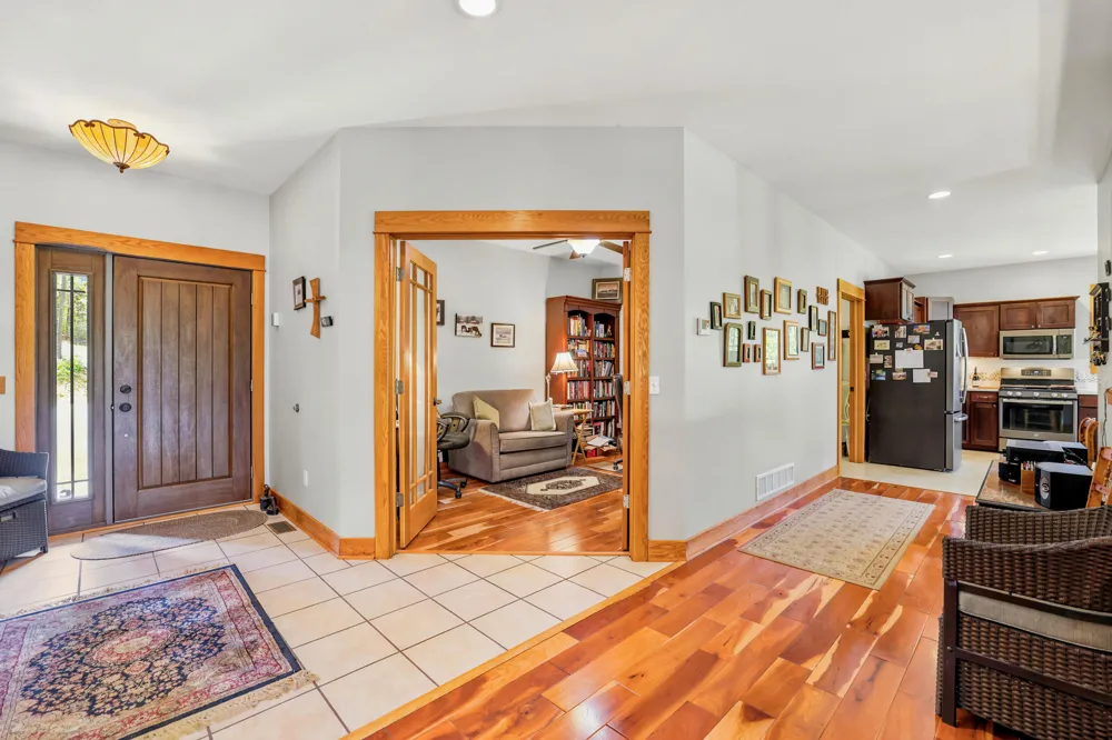 7352 Hallridge Drive NE Belding, MI 48809