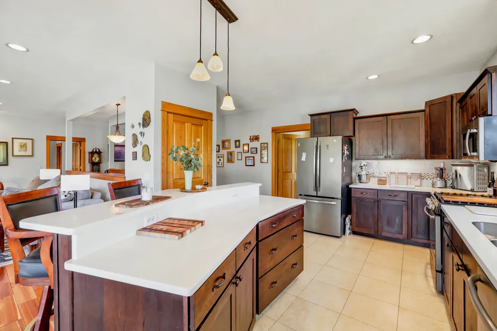 7352 Hallridge Drive NE Belding, MI 48809