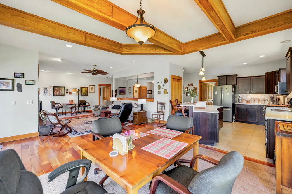 7352 Hallridge Drive NE Belding, MI 48809