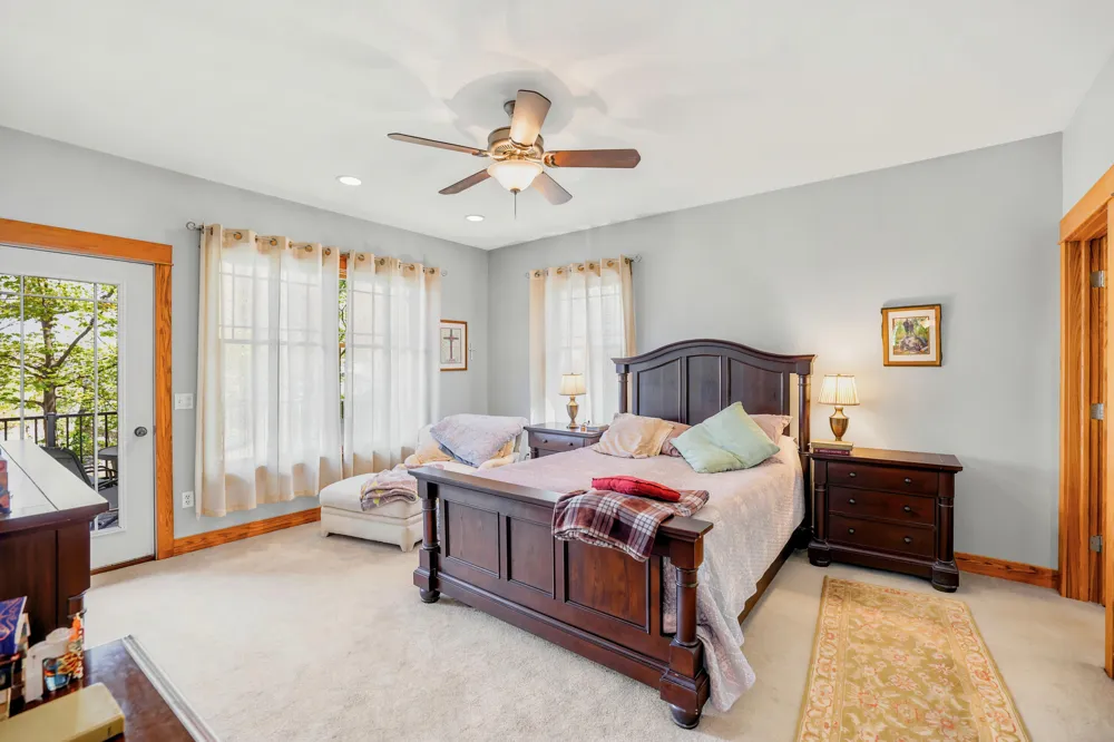 7352 Hallridge Drive NE Belding, MI 48809