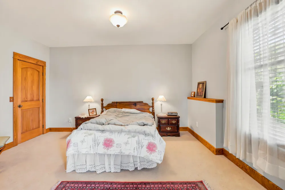 7352 Hallridge Drive NE Belding, MI 48809
