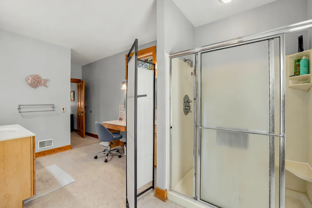 7352 Hallridge Drive NE Belding, MI 48809
