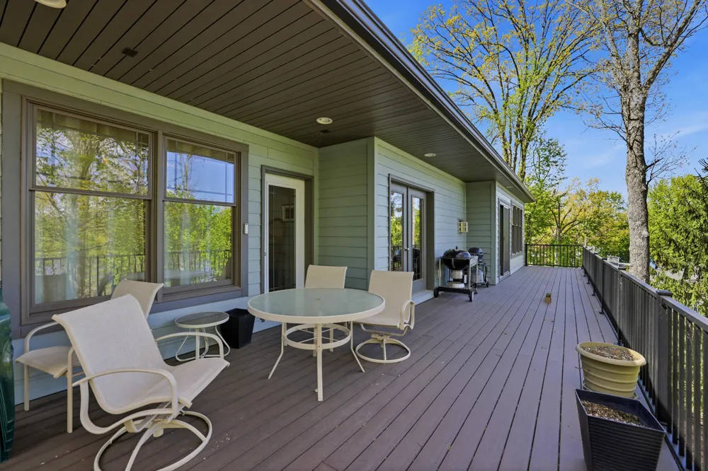 7352 Hallridge Drive NE Belding, MI 48809