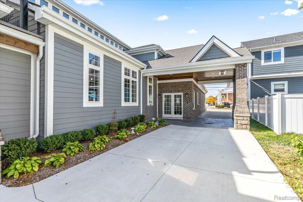 543 Deer Street Plymouth City, MI 48170