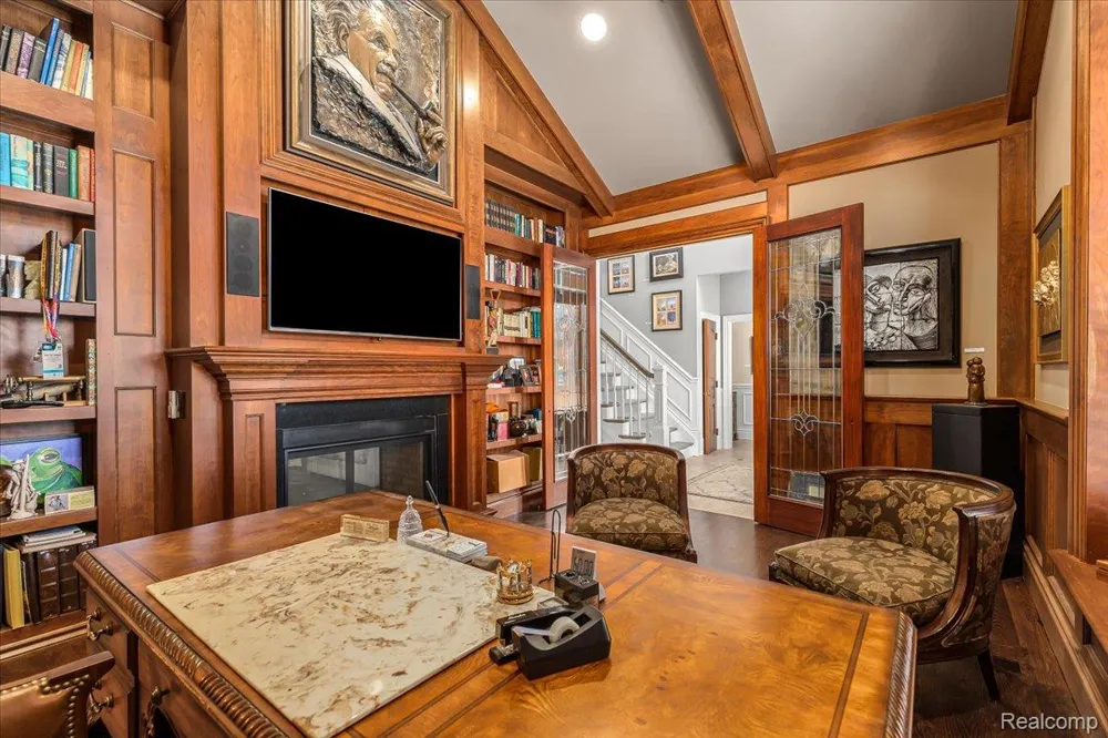 543 Deer Street Plymouth City, MI 48170