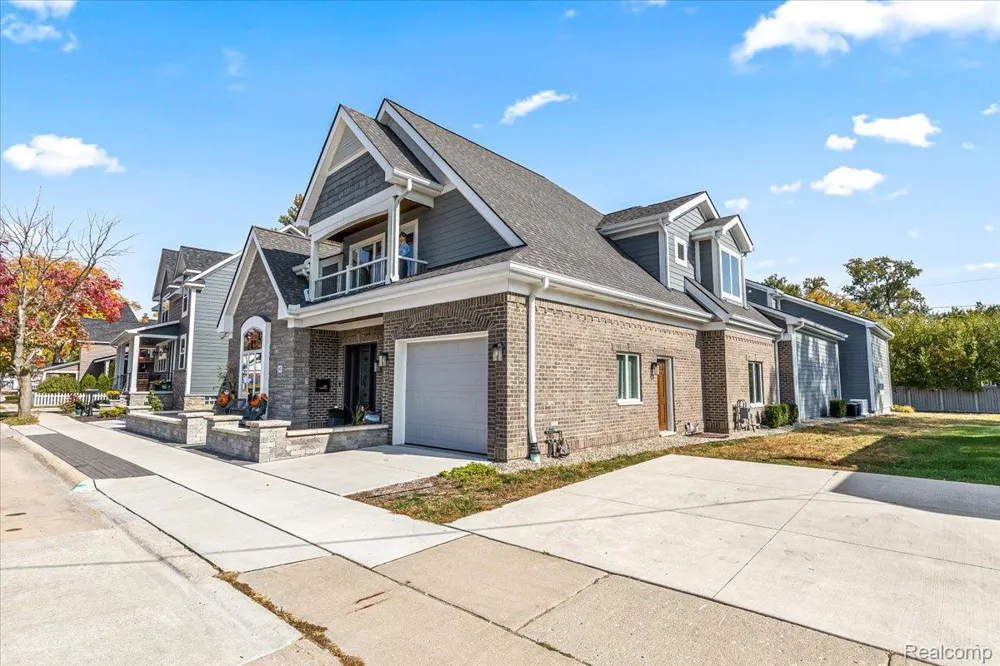 543 Deer Street Plymouth City, MI 48170