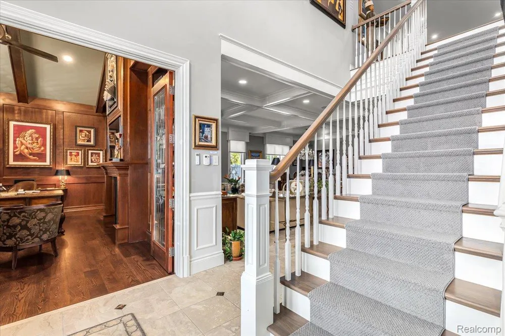 543 Deer Street Plymouth City, MI 48170