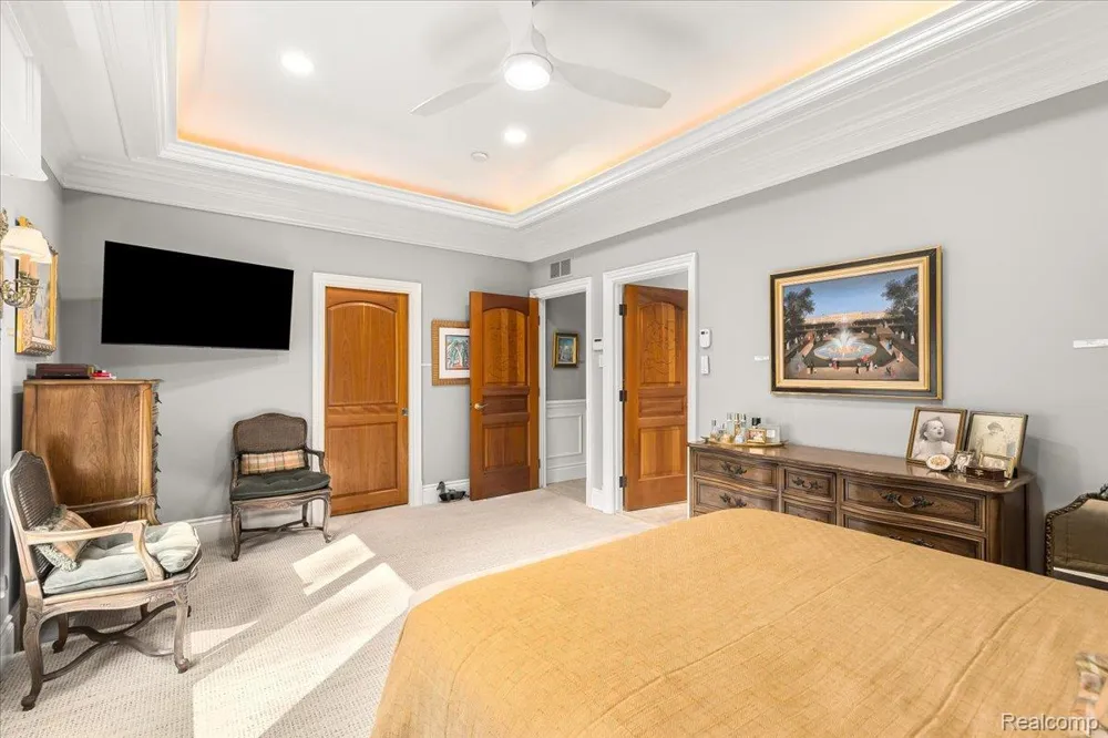 543 Deer Street Plymouth City, MI 48170