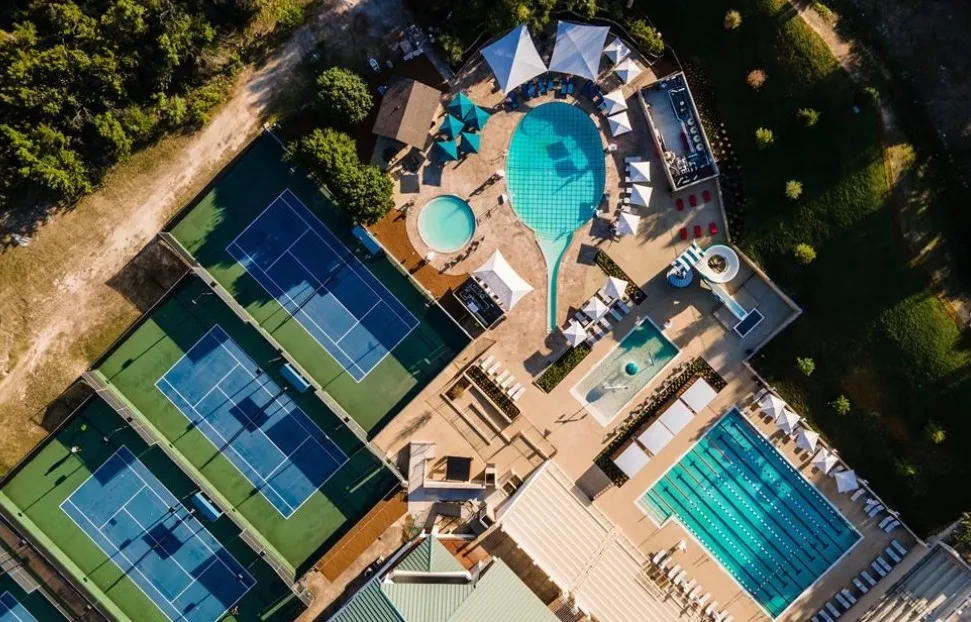 7 Sunview Road The Hills, TX 78738