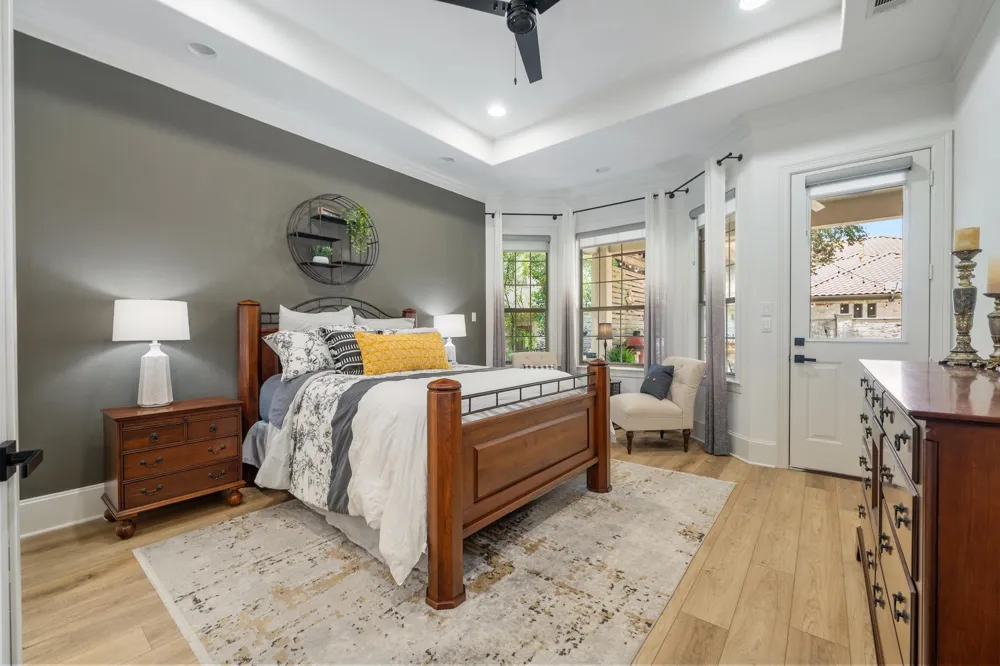 7 Sunview Road The Hills, TX 78738