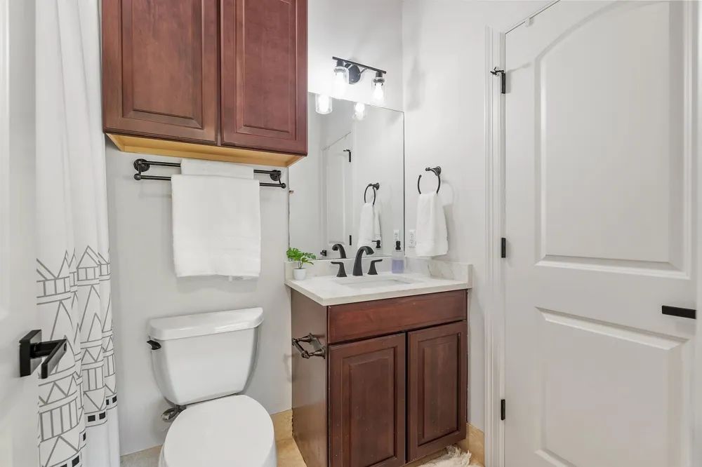 7 Sunview Road The Hills, TX 78738