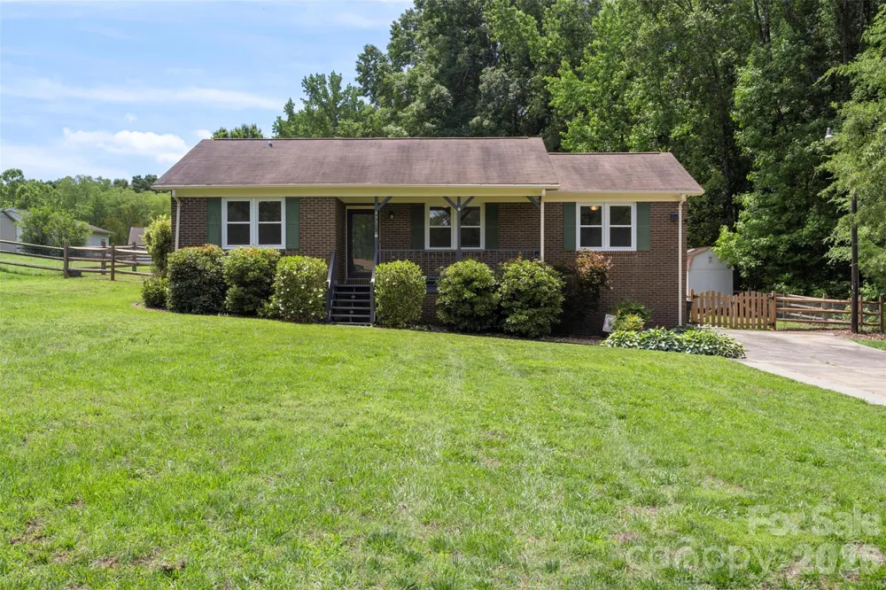 2201 Bow Brook Trail