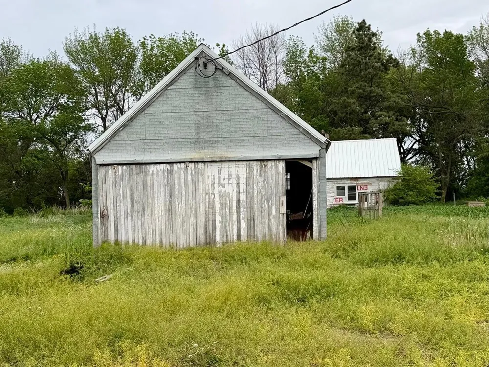 27229 State Highway 264 Worthington, MN 56187