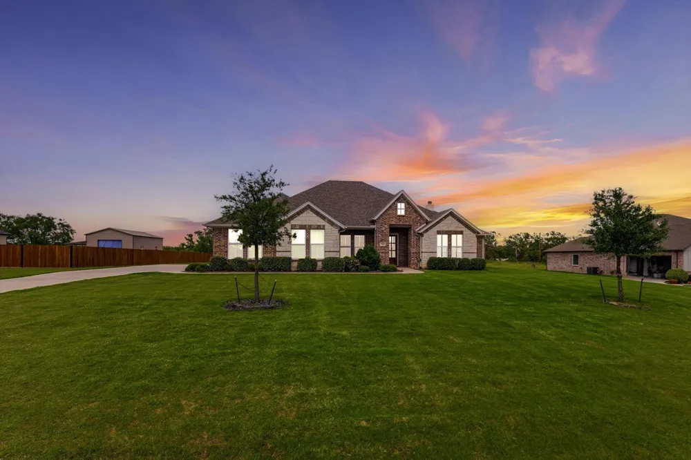 266 Odell Road Springtown, TX 76082