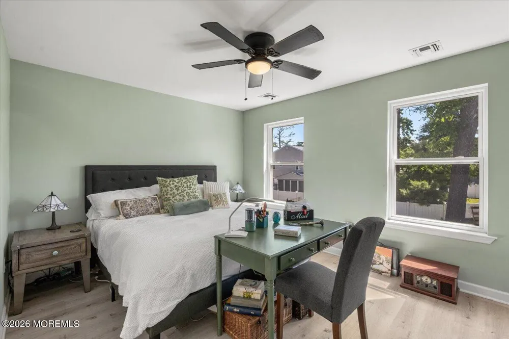 36 Frazee Place Keansburg, NJ 07734