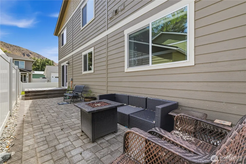 410 Riverside Meadow Cashmere, WA 98815